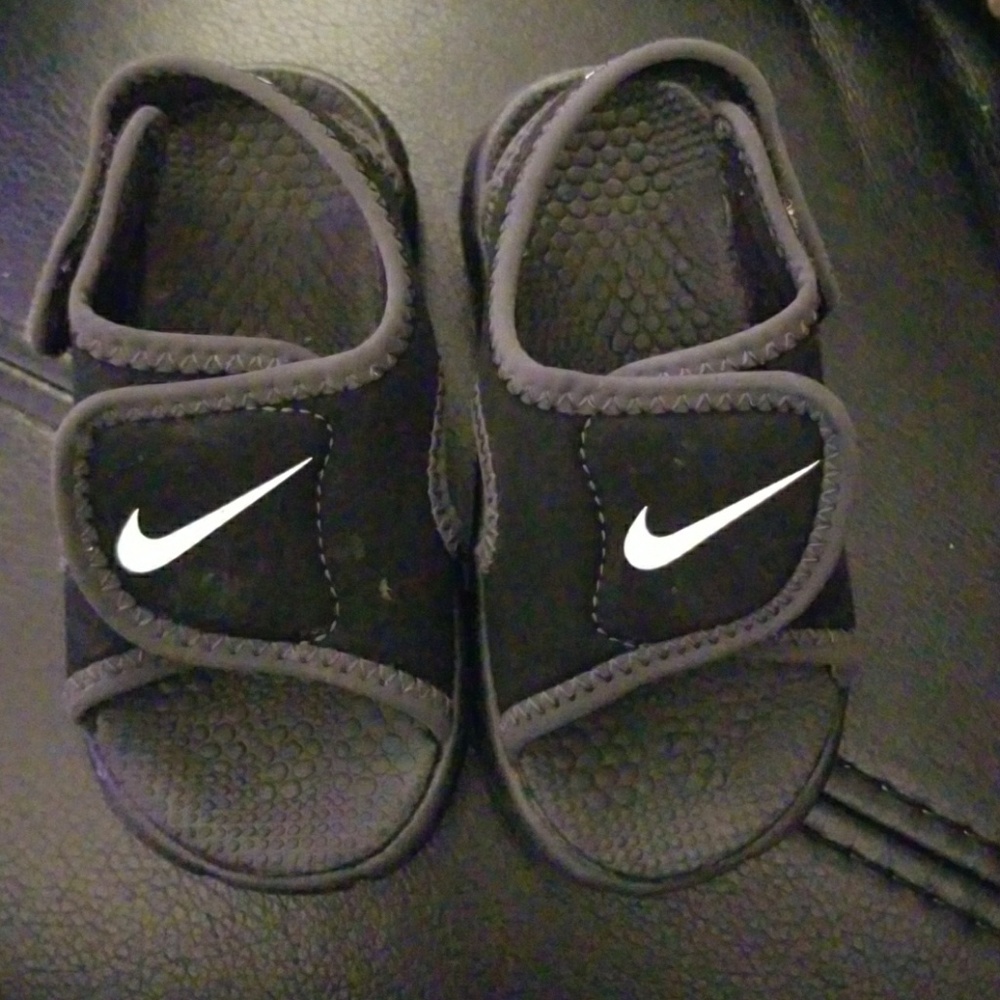 Sandles bundle and save